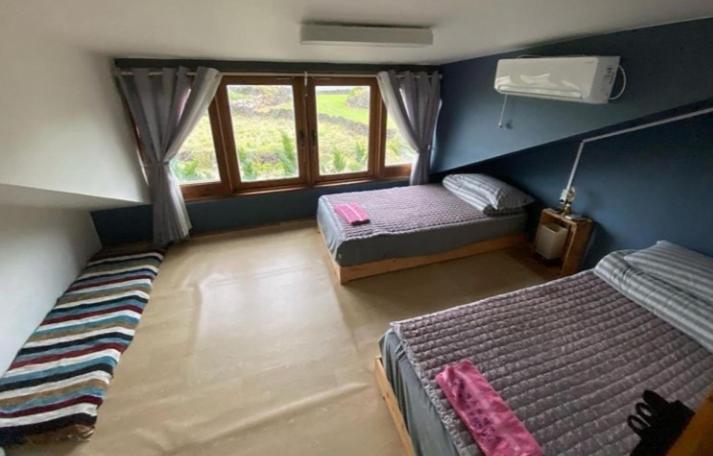 Warang Guesthouse Jeju Extérieur photo